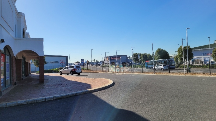 To Let Commercial Property for Rent in Parklands Western Cape